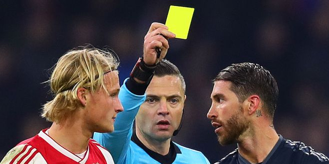 UEFA sanciona a Sergio Ramos por forzar la amarilla contra el Ajax