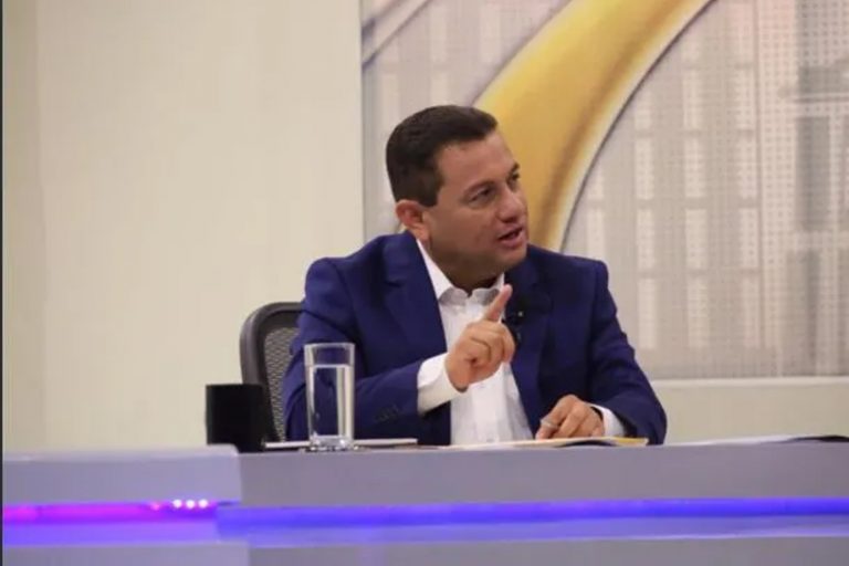 El Salvador: Ministro Castro dará a conocer nombres de fiscales, jueces y magistrados corruptos